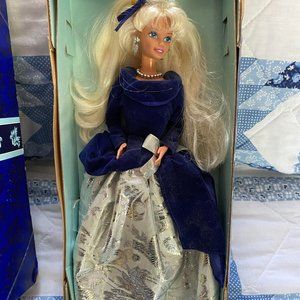 Barbie Mattel winter velvet 1995 avon special edition blonde hair